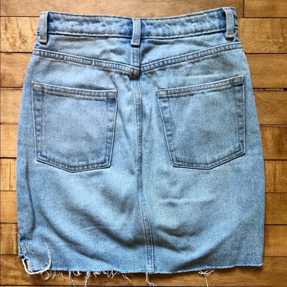 Light Blue Denim Mini Skirt by H&M - Picture 2 of 2